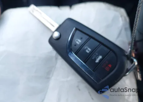 2024 Toyota Camry Se z USA, uszkodzony, nr VIN 4T1G11BK0RU111455